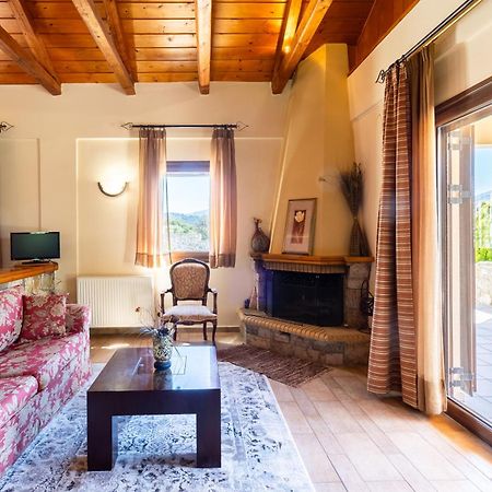 Pleiades Studios All Season Gems - Korinthos Stone Retreats Kalianoi Extérieur photo