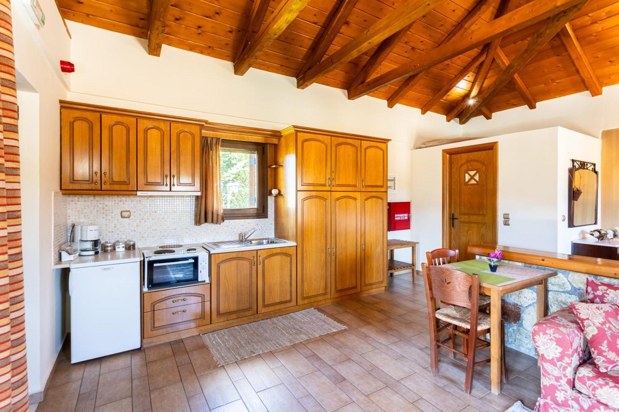 Pleiades Studios All Season Gems - Korinthos Stone Retreats Kalianoi Extérieur photo
