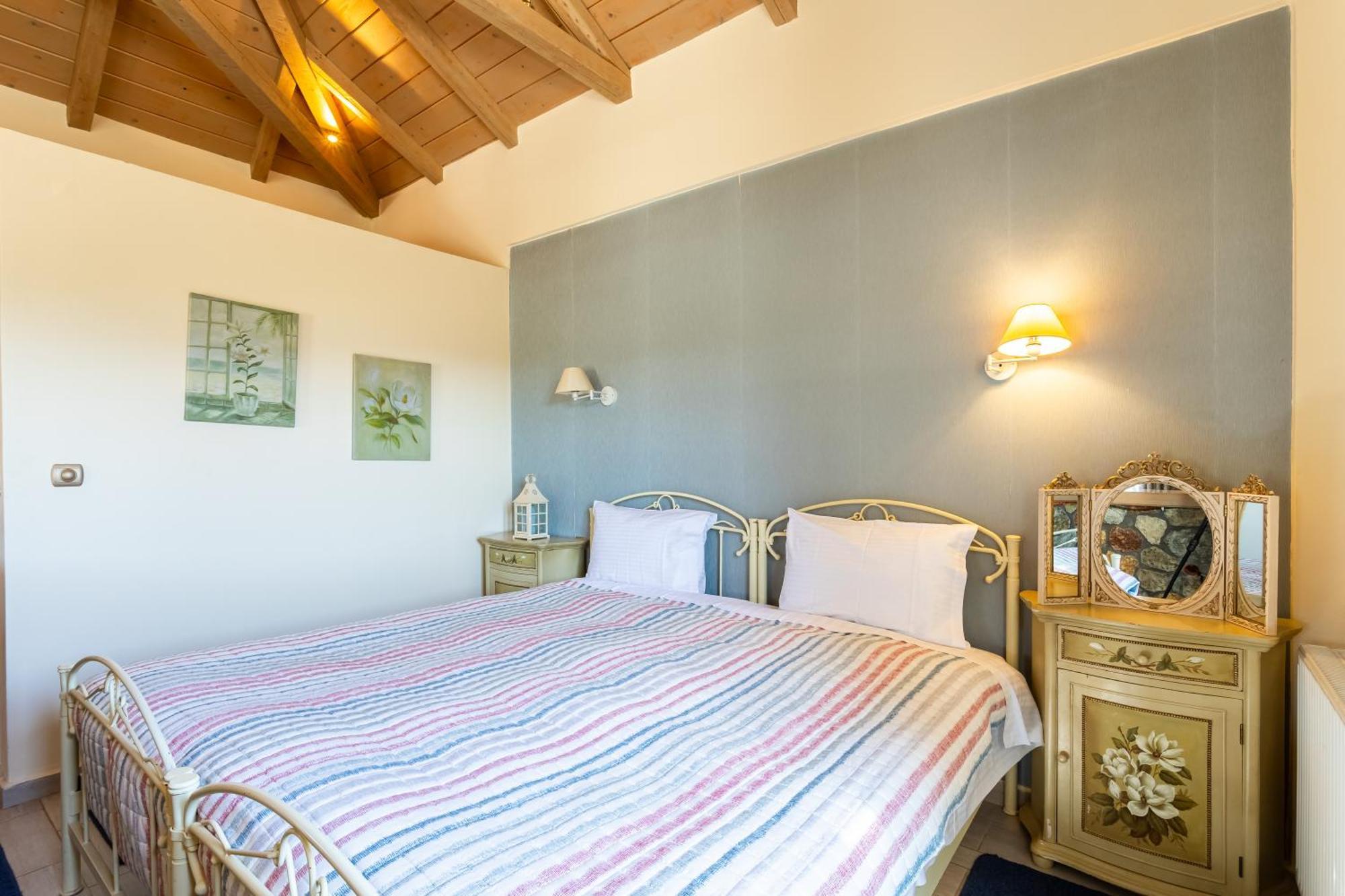 Pleiades Studios All Season Gems - Korinthos Stone Retreats Kalianoi Extérieur photo