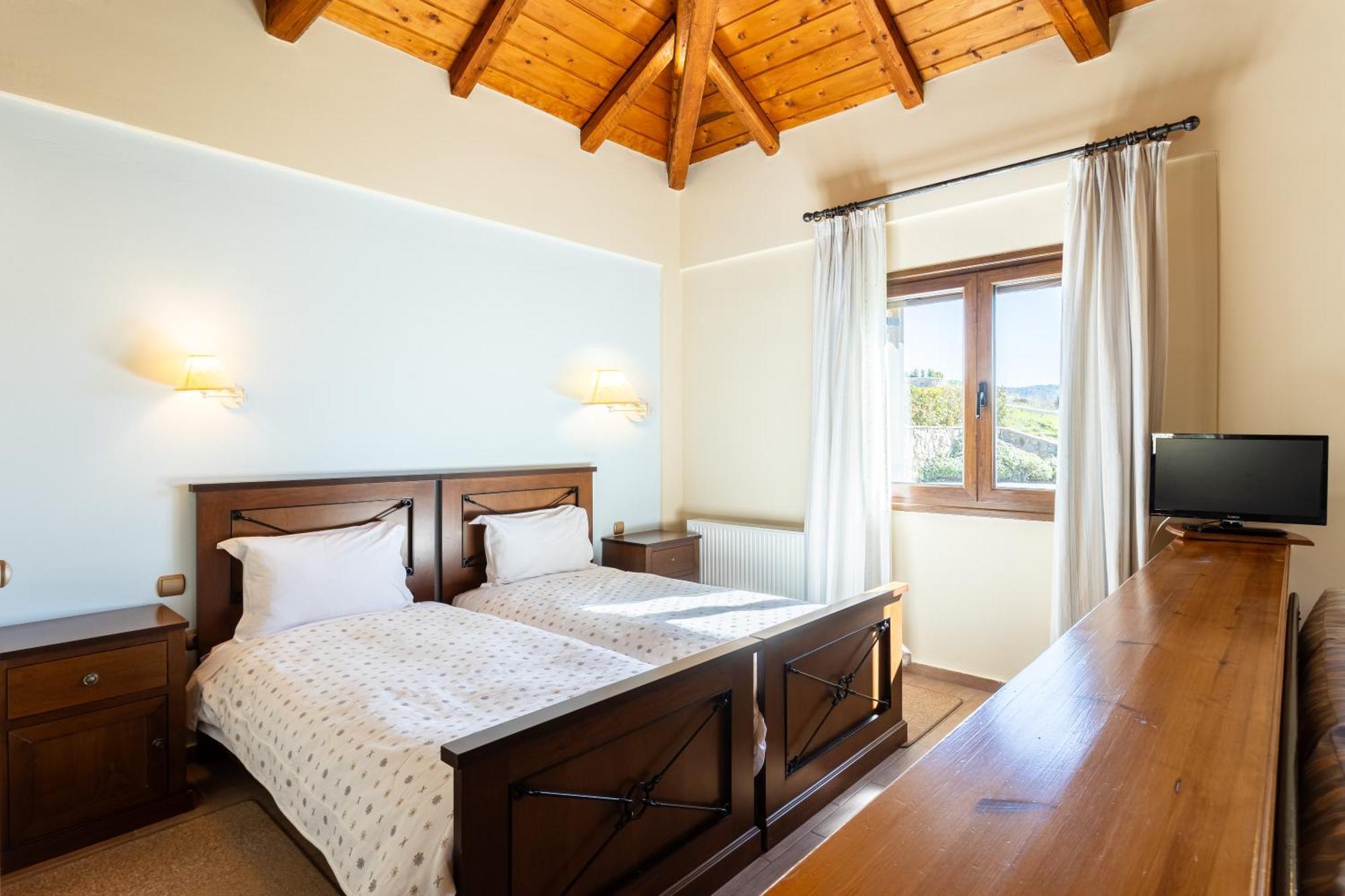 Pleiades Studios All Season Gems - Korinthos Stone Retreats Kalianoi Extérieur photo