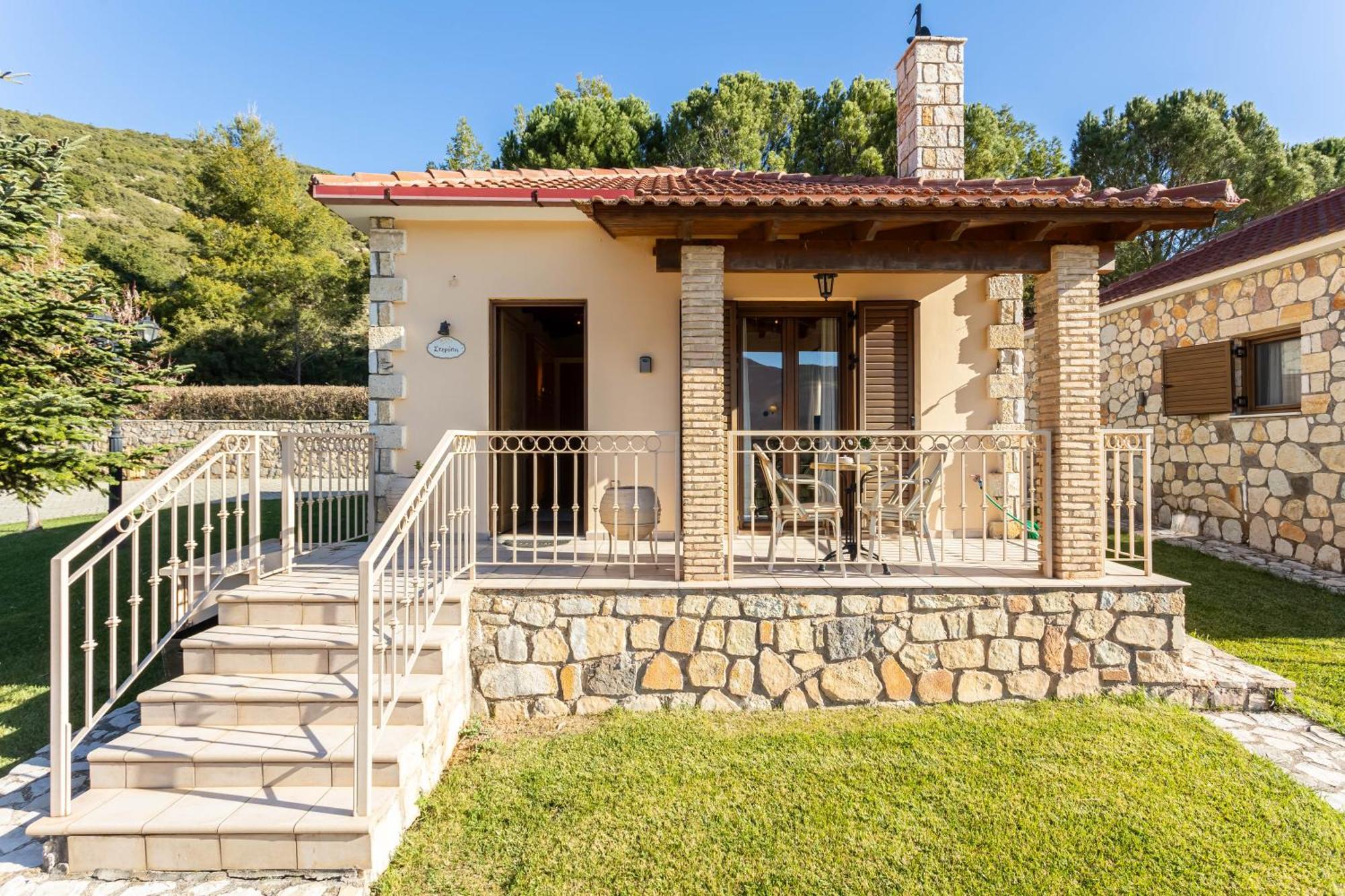 Pleiades Studios All Season Gems - Korinthos Stone Retreats Kalianoi Extérieur photo